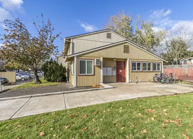 Property at 1412 Deborah Rd Unit 103, Newberg, OR, 97132, 3 beds, 1 bath, [object Object]