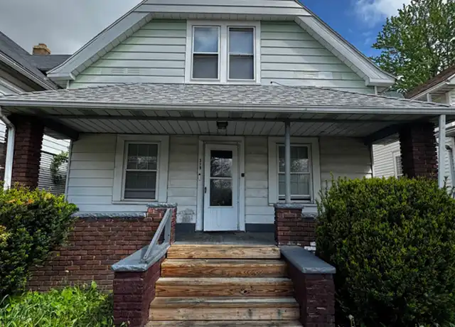 Property at 319 E Streicher St Unit 2, Toledo, OH, 43608, 2 beds, 1 bath, [object Object]