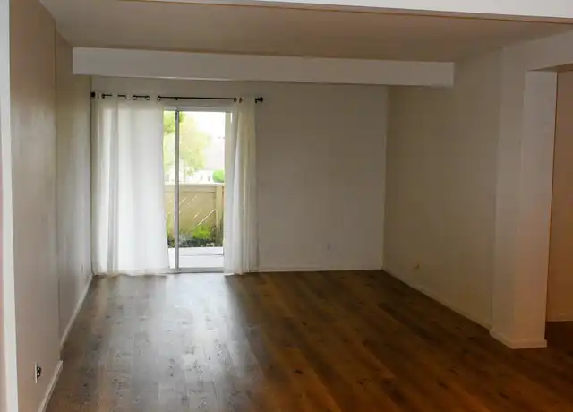 Property at 251 S Ventura Rd #207, Port Hueneme, CA, 93041, 1 bed, 1 bath, [object Object]