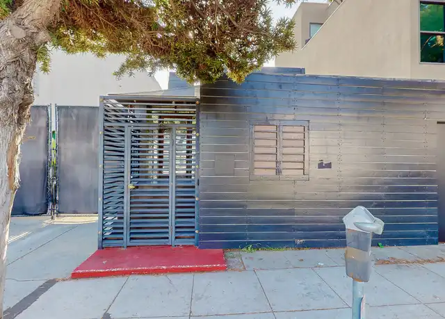 Property at 2222 Main St, Santa Monica, CA, 90405, 0 beds, 1 bath, [object Object]