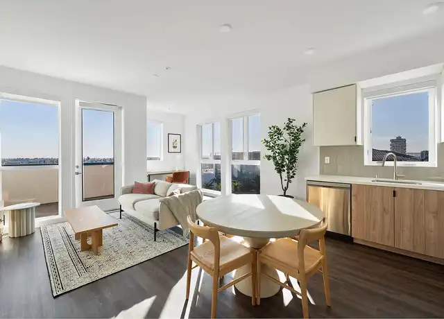 Property at 689 Catalina - 689 S Catalina St, Los Angeles, CA, 90005, 0 beds, 1 bath, [object Object]
