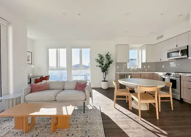 Property at 689 Catalina - 689 S Catalina St, Los Angeles, CA, 90005, 0 beds, 1 bath, [object Object]