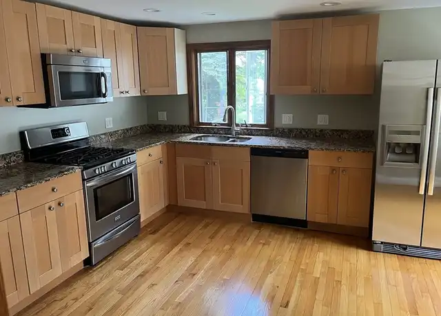 Property at 29 Bradford Ave #1, Haverhill, MA, 01835, 3 beds, 1.5 baths, [object Object]