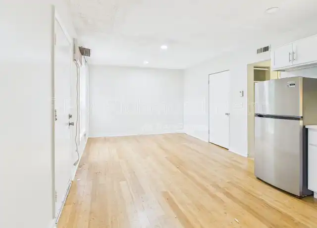 Property at 3206 Midlothian Tpke Unit C, Richmond, VA, 23224, 2 beds, 1 bath, [object Object]