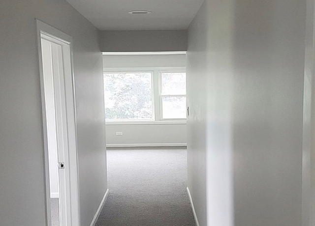 Photo of 1021 S 16th Ave Unit 2, Maywood, IL 60153