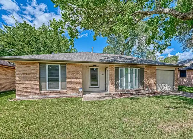 Property at 510 Avondale Ln, Friendswood, TX, 77546, 3 beds, 2 baths, [object Object]