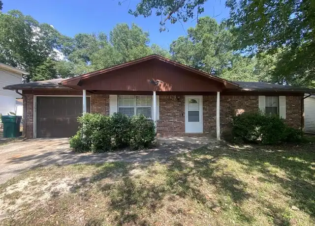 Property at 1016 Juniper Ave, Niceville, FL, 32578, 3 beds, 2 baths, [object Object]