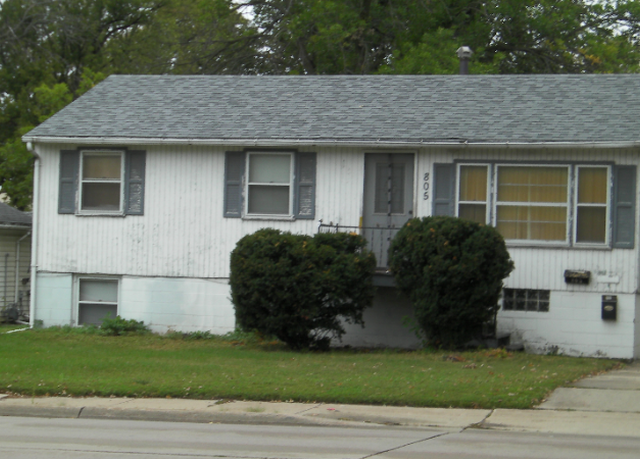Photo of 805 N Williams Ave, Sioux Falls, SD 57104