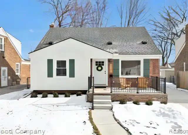 Property at 3202 N Connecticut Ave, Royal Oak, MI, 48073, 3 beds, 2.5 baths, [object Object]