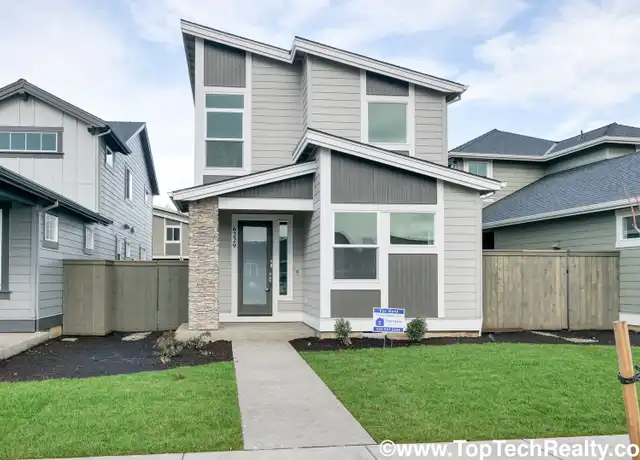 Property at 6229 SE Polyantha St, Hillsboro, OR, 97123, 3 beds, 2.5 baths, [object Object]