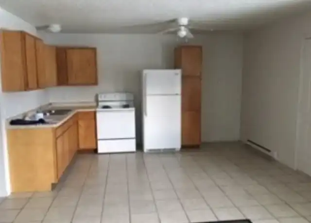 Property at Cedar Pointe - 2160 Cedar St, Boone, IA, 50036, 3 beds, 1 bath, [object Object]