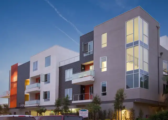 Property at 11929 Courtleigh Dr Unit 307, Los Angeles, CA, 90066, 3 beds, 3 baths, [object Object]