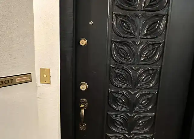 Property at 3949 Los Feliz Blvd Unit 209, Los Angeles, CA, 90027, 4 beds, 2 baths, [object Object]