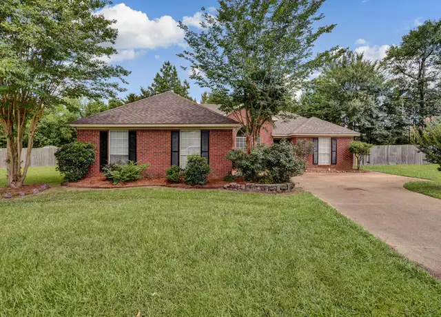Property at 170 Oak Grove Dr, Brandon, MS, 39047, 3 beds, 2 baths, [object Object]