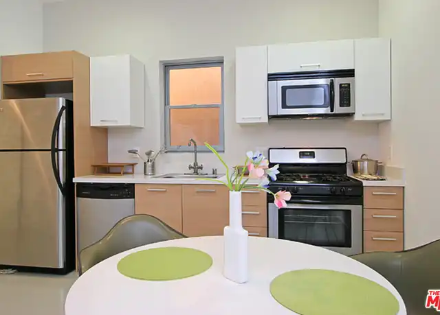 Property at 2216 Main St Ph 3, Santa Monica, CA, 90405, 1 bed, 1 bath, [object Object]