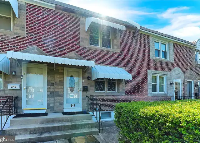 Property at 247 Westpark Ln, Clifton Heights, PA, 19018, 3 beds, 1 bath, [object Object]