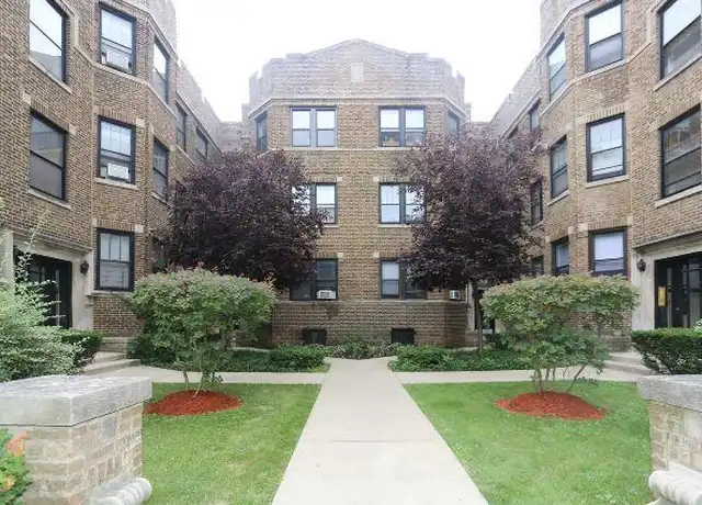 Property at 627 W Cornelia Ave, Chicago, IL, 60657, 2 beds, 1 bath, [object Object]