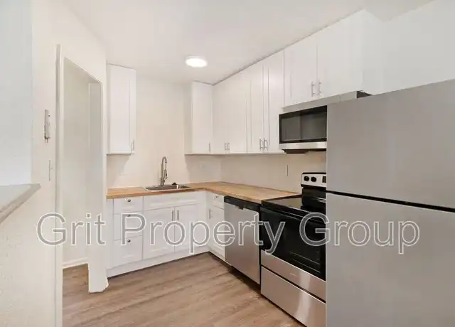 Property at 6924 N Olive St #5, Gladstone, MO, 64118, 1 bed, 1 bath, [object Object]