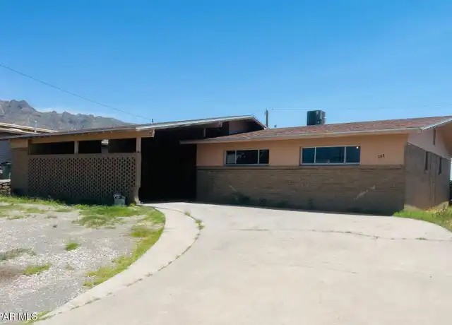 Property at 356 Ridgemont Dr, El Paso, TX, 79912, 3 beds, 2 baths, [object Object]