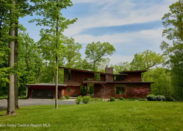 Property at 1156 Old Ford Rd, New Paltz, NY, 12561, 4 beds, 4.5 baths, [object Object]