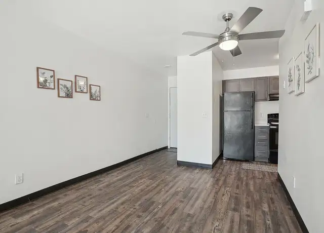 Photo of 731 S 300 E, Salt Lake City, UT 84111