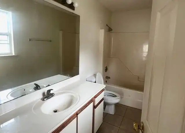 Property at 410 Wallington Rd, Wilmington, NC, 28409, 3 beds, 2 baths, [object Object]