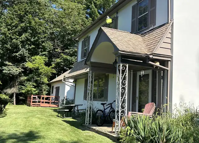 Property at 134 Yew Rd, Cheltenham, PA, 19012, 4 beds, 3.5 baths, [object Object]