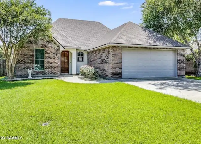 Property at 402 E Martial Ave, Lafayette, LA, 70508, 3 beds, 2 baths, [object Object]
