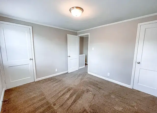 Photo of 545 12th St, Clarksville, TN 37040