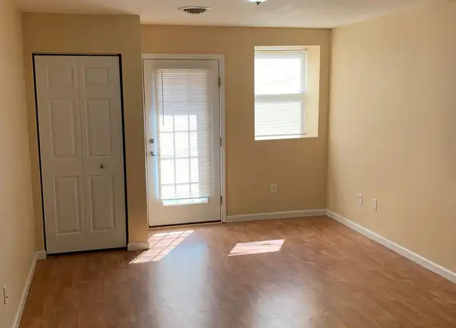Property at 107 Washington St #2, Philo, IL, 61864, 2 beds, 1 bath, [object Object]