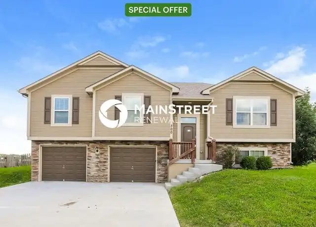 Property at 300 Golfview Dr, Pleasant Hill, MO, 64080, 4 beds, 3 baths, [object Object]