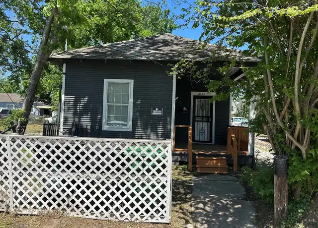 Property at 3403 Market St, Houston, TX, 77020, 2 beds, 1 bath, [object Object]