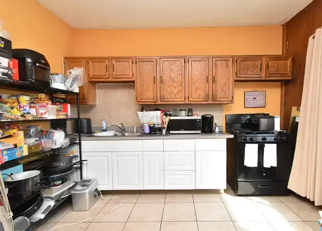 Property at 3077 Main St Unit 1, Buffalo, NY, 14214, 3 beds, 1 bath, [object Object]