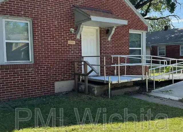 Property at 632 S Hydraulic St, Wichita, KS, 67211, 2 beds, 1 bath, [object Object]