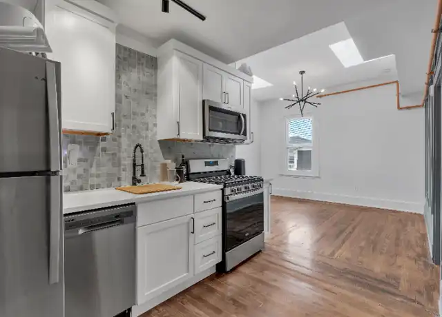 Property at 215 Broadway Unit 2B, Providence, RI, 02903, 2 beds, 1 bath, [object Object]
