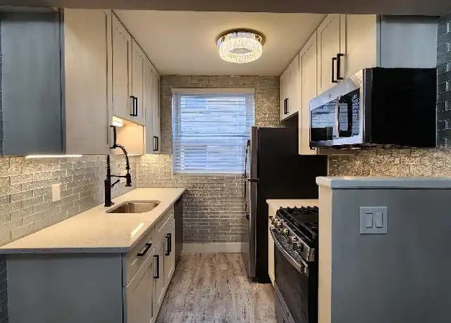 Property at 6616 Alamo Ave Unit 1st floor, Clayton, MO, 63105, 1 bed, 1 bath, [object Object]