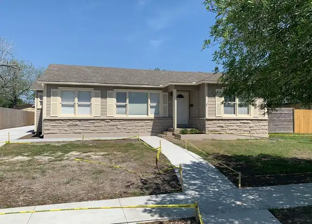 Property at 904 Cunningham St, Corpus Christi, TX, 78411, 3 beds, 2 baths, [object Object]