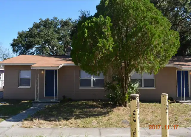 Property at 1010 Beecher St, Leesburg, FL, 34748, 2 beds, 1 bath, [object Object]