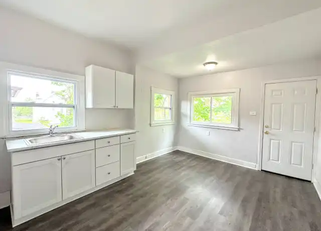 Property at 7709 Bennett St Unit 2, Pittsburgh, PA, 15208, 2 beds, 1 bath, [object Object]
