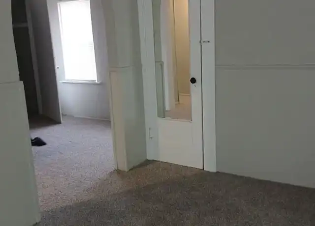 Property at 2410 W Douglas Ave Unit 2410 1/2, Wichita, KS, 67203, 1 bed, 1 bath, [object Object]