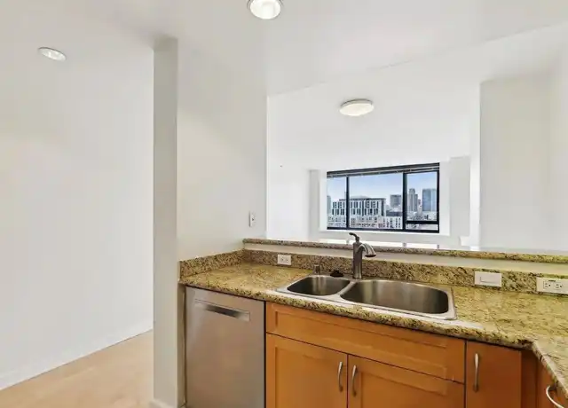 Property at 250 King St, San Francisco, CA, 94107, 1 bed, 1 bath, [object Object]