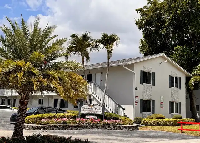 Property at COLONIAL PARK APARTMENTS - 250 NE 38th St, Oakland Park, FL, 33334, 2 beds, 1 bath, [object Object]