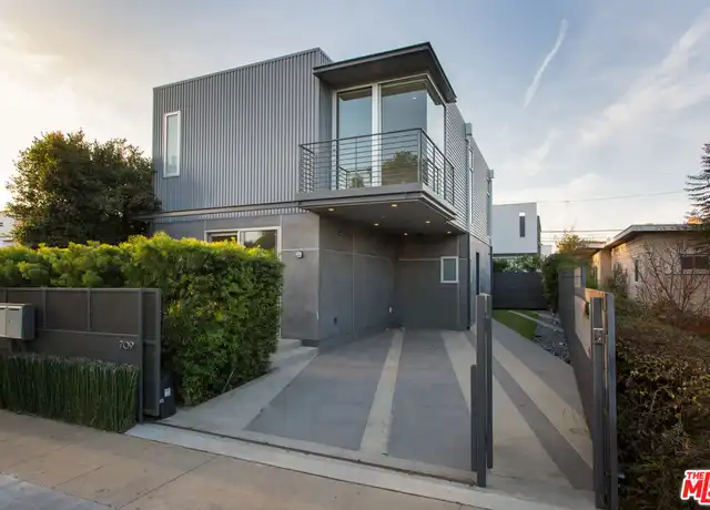 Property at 709 Flower Ave, Venice, CA, 90291, 2 beds, 2.5 baths, [object Object]