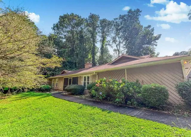 Property at 2026 N Cove Ct, Marietta, GA, 30066, 3 beds, 2 baths, [object Object]