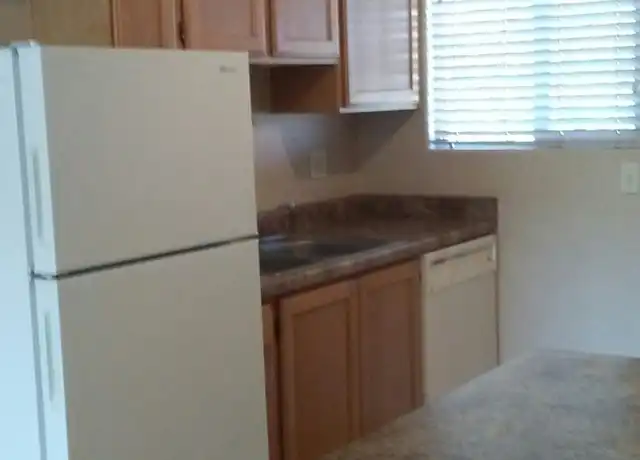 Property at 700 N Main St, Washington, UT, 84780, 2 beds, 2 baths, [object Object]