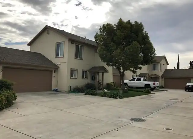 Property at 2840 Stanislaus St Unit B, Riverbank, CA, 95367, 3 beds, 1.5 baths, [object Object]
