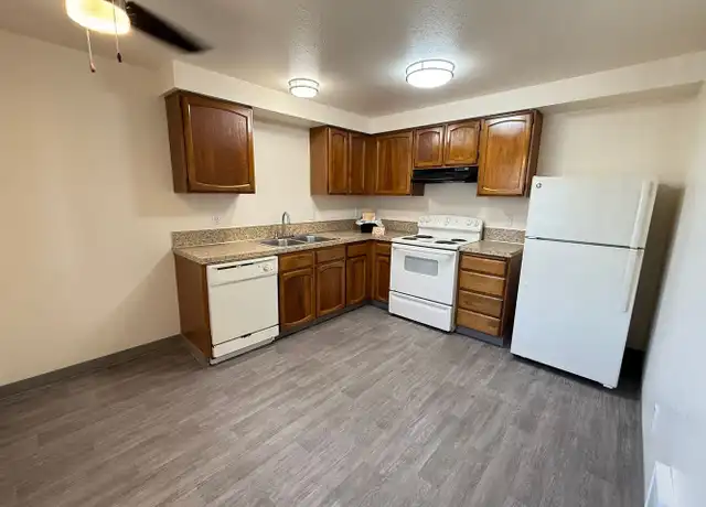 Property at 4225 Devonshire Ct NE, Salem, OR, 97305, 2 beds, 1 bath, [object Object]