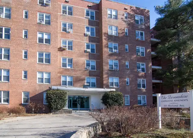 Property at 1111 Midland Ave Apt 4M, Yonkers, NY, 10708, 1 bed, 1 bath, [object Object]