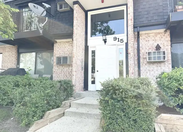 Property at 915 Westmoreland Dr Unit 16, Vernon Hills, IL, 60061, 2 beds, 1.5 baths, [object Object]