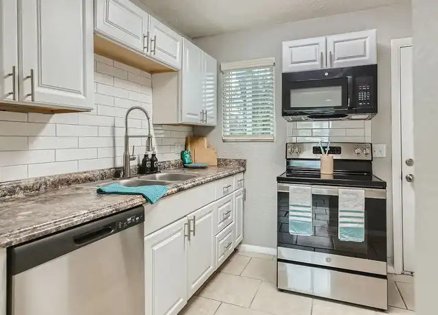 Property at Tree Hills Apartments - 1135 Bert Rd, Jacksonville, FL, 32211, 1-3 bed, 1-2 bath, Contact for Price